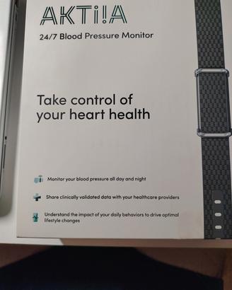 AKTIIA misuratore di pressione e battiti cardiaci 