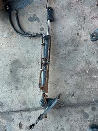 Pistone sterzo iveco stralis 450 2010