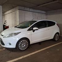 Ford Fiesta 1.4 benzina/neopatentati