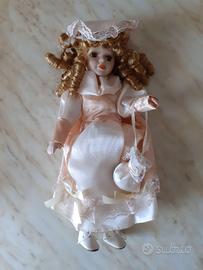 Bambola di porcellana Victorian Style 30 cm
