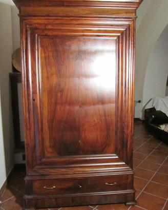 Armadio antico legno massello