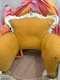 Antica poltrona