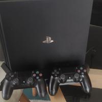 PS4 pro + 2 joypad + 4 giochi, firmware 12.00