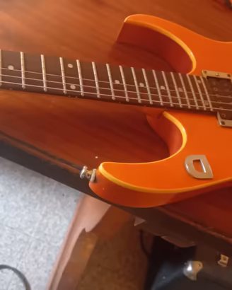 Chitarra Takamine rg series  acustica amplificata