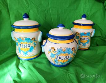 Vasi farmaceutici Timo Salvia Malva 