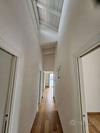 Villa di 116 m² con più di 5 locali e box auto a C
