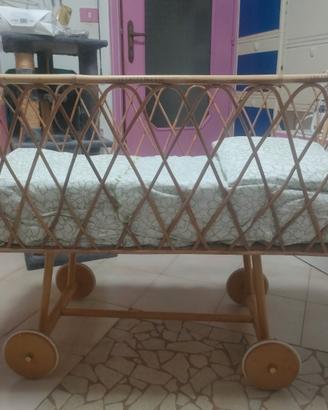 culla in vimini con materasso