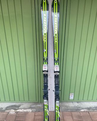 sci Völkl P40 F1 con attacchi lunghezza 183 cm