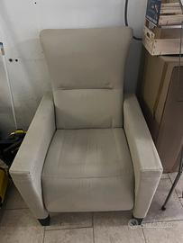 Poltrona reclinabile