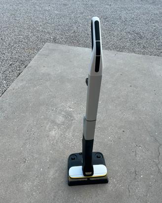 Lavapavimenti KARCHER FC 4-4 senza fili