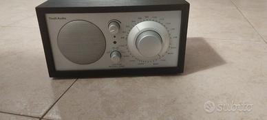 Radio Tivoli Audio modello One BT