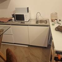 Cucina praticamente nuova