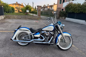 Harley Davidson Deluxe Chicano Style