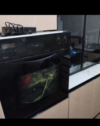 Cucina completa di elettrodomestici...