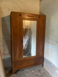 Armadio antico
