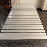 Tavolo da campeggio pieghevole