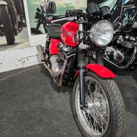 Triumph thruxton 900 red