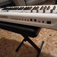 M- audio Venom synth 