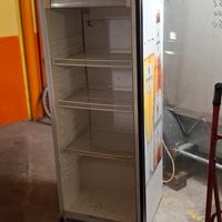 vetrina frigo per bibite 