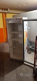vetrina frigo per bibite 