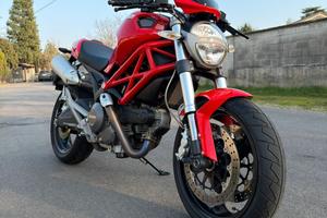 Ducati Monster 696 2008