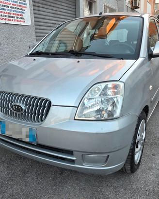 Kia Picanto 1.1 12V CRDi VGT Spicy