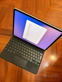 Apple iPad Pro 12.9” 4a 128Gb + Tastiera  Apple