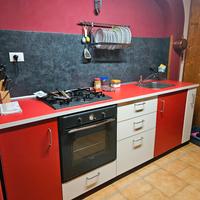 Cucina, Lavastoviglie, forno, tappeto persiano