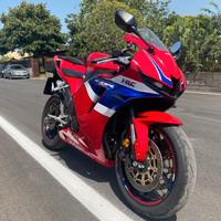 Honda CBR 600 - 2024