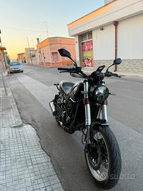 Benelli Leoncino 500 anno 2022