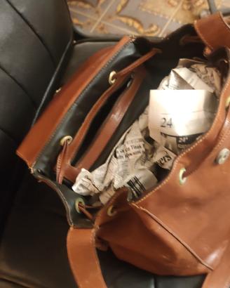 Borsa molto bella in vero cuoio 