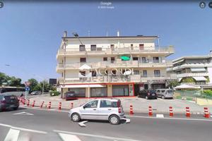 RIF:NIG02 LOCALE COMMERCIALE JESOLO PAESE
