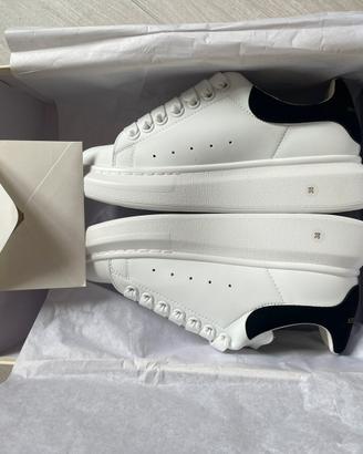 scarpe nuove bianche taglia 38