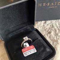 Anello in oro e Moissanite