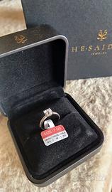 Anello in oro e Moissanite