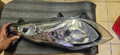 Fari anteriori suzuki burgman 400 2007-2013