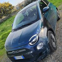 500e BATTERIA 42kw 16.000km