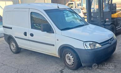 Ricambi Opel Combo Corsa 2001 1.7 di