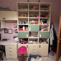 Libreria e scrivania e pensile