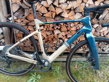 Bicicletta gravel Bianchi Arcadex