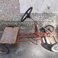 AUTOMOBILINA GIOCATTOLO VINTAGE