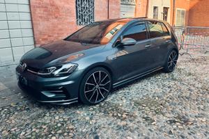 Volkswagen Golf VII