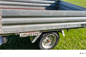 Rimorchio da passare a revisione