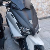 Yamaha T Max 530 - 2012