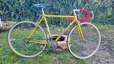 Bicicletta da corsa d'epoca legnano