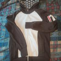 Felpa Nutella
Taglia S Nuova, mai usata