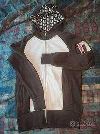 Felpa Nutella
Taglia S Nuova, mai usata