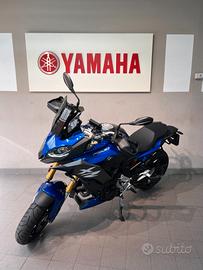 Bmw F 900 XR racing blue metallic