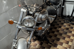 Suzuki VL intruder 250