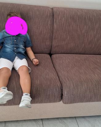 divano letto usato pochissimo